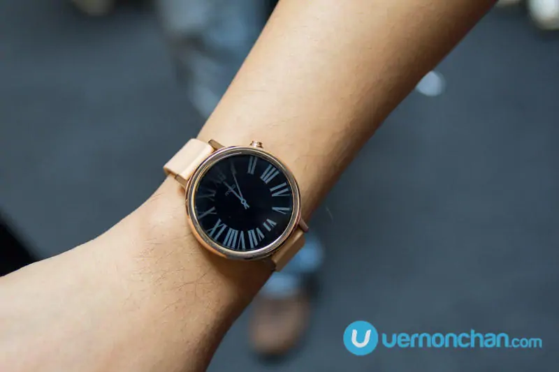 Moto 360 v2