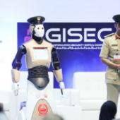 Robot cop Dubai