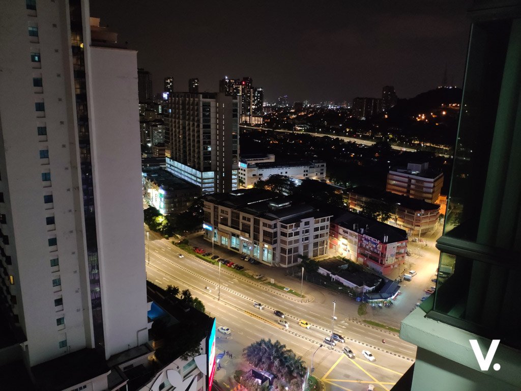 Xiaomi Mi 8 Night scene sample shot Xiaomi Mi 8 Night scene sample shot