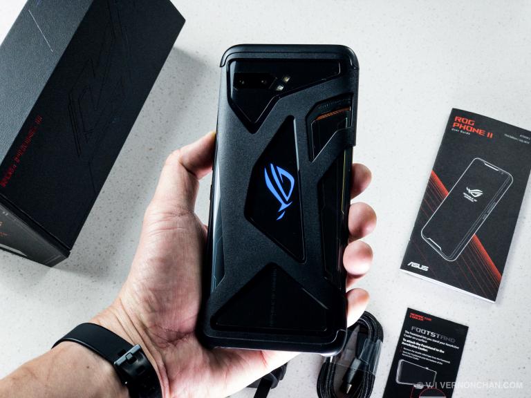 ASUS ROG Phone II: Unboxing and hands-on first impressions