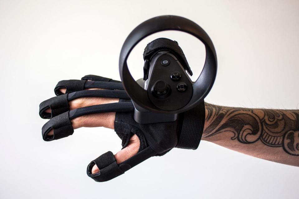 CES 2020: This VR Haptic glove lets your touch and feel in VR space