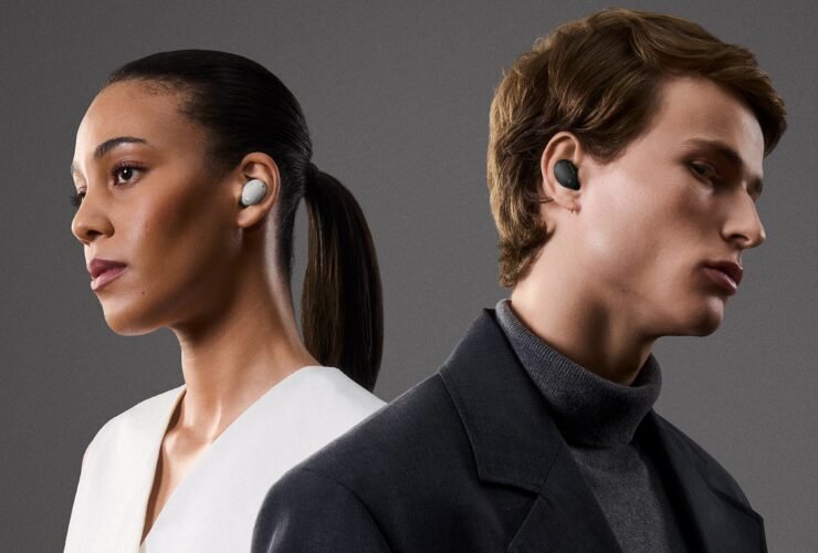 Sony WF-1000XM6 hero