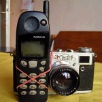 mobile-phone-with-camera